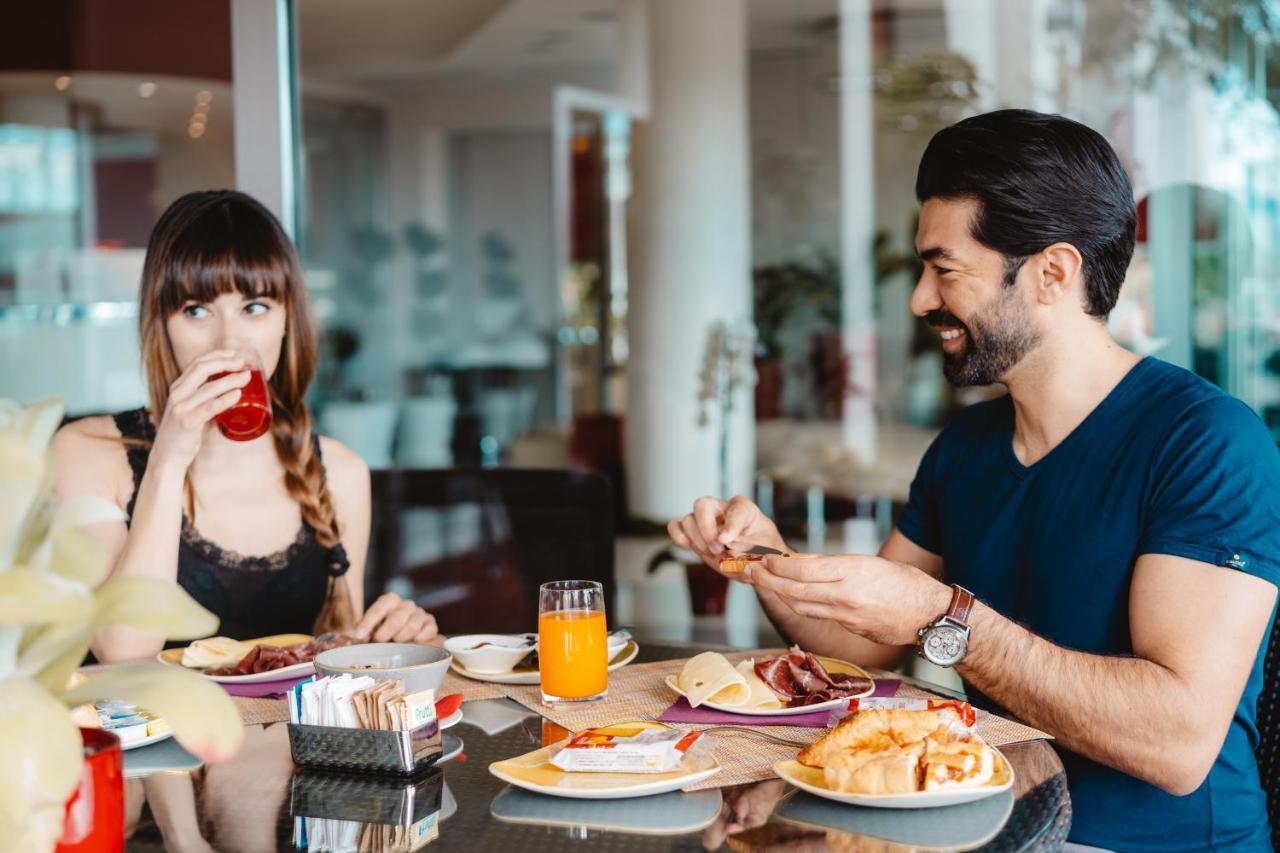 Jazz Hotel Olbia Ngoại thất bức ảnh